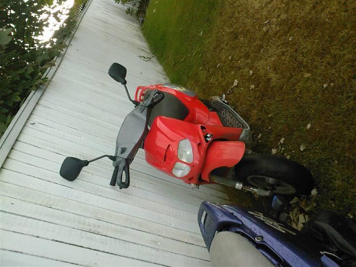 Aprilia Rally ( SOLGT ) billede 2