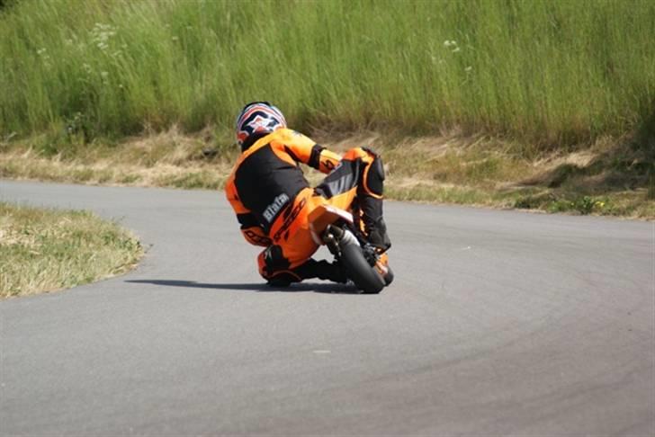 Blata Blata Elite 14 WRS - lidt pocketbike kørte en 1 plads i hus til ungdoms skole dm med en knækket stempel ring :) billede 15