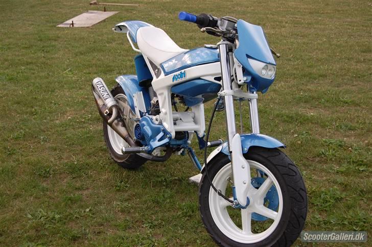 Suzuki street (maggie) byttet billede 6