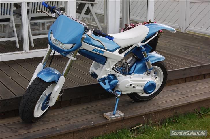 Suzuki street (maggie) byttet billede 13