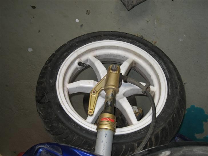 Suzuki Katana LC DD - Fælgene, Autolakeret hvide. billede 10