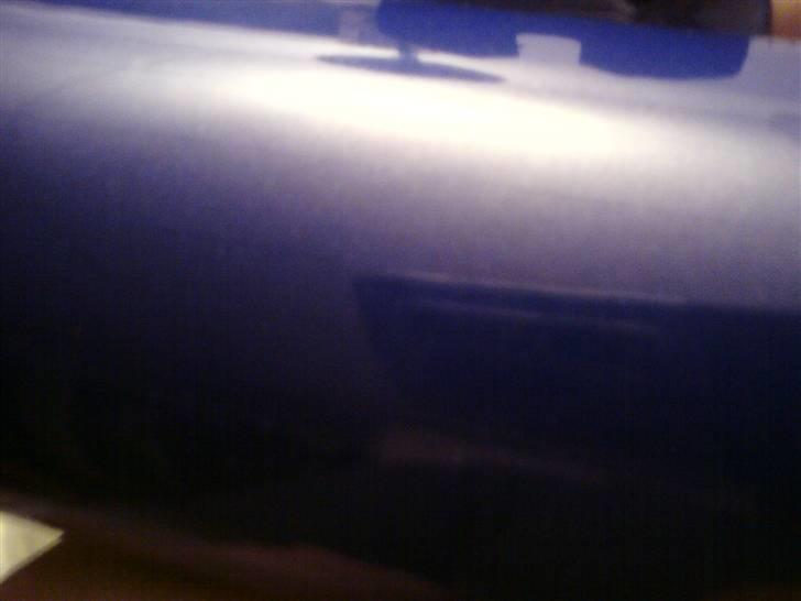 Monark 1247 - her er farven på lakken. billede 6