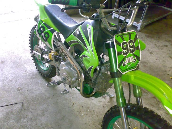 MiniBike 125cc Dirtbike - BYTTET billede 3