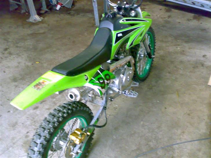 MiniBike 125cc Dirtbike - BYTTET billede 4