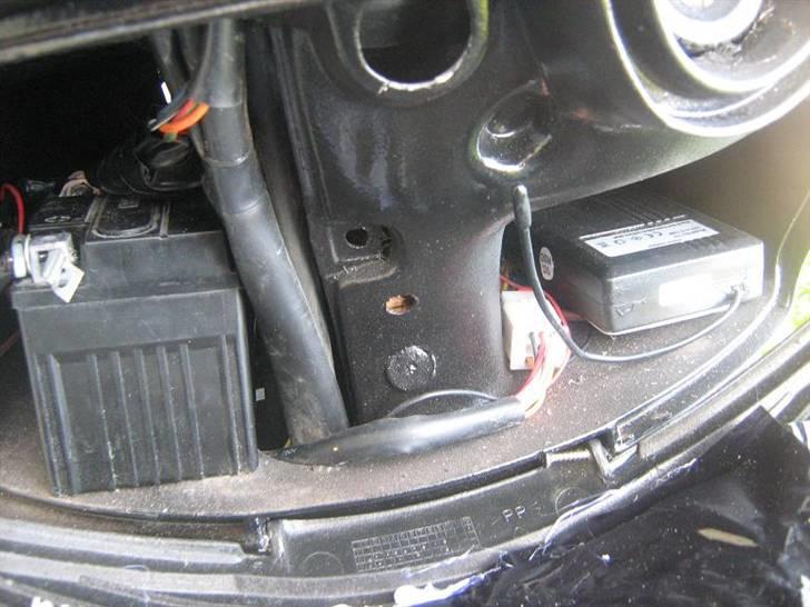 Aprilia Sonic -Glemt til træf :'( - Ekstra batteri + alarm billede 8