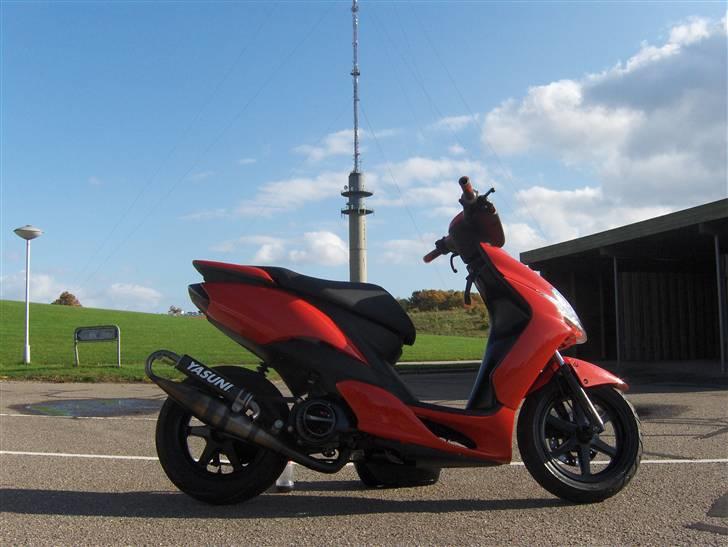 Yamaha Jog R BYTTET billede 3
