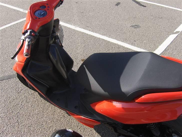 Yamaha Jog R BYTTET billede 12