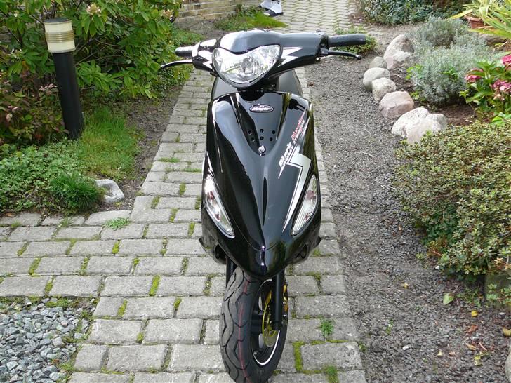 PGO black magic billede 1