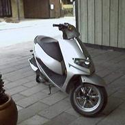 Suzuki Estilete