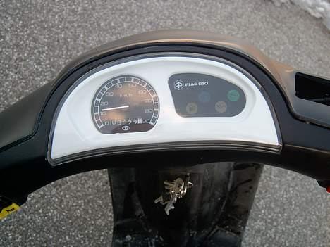 Piaggio Zip AC "Projekt" - det er lir nok at det er hvid spedoplade!!  billede 2