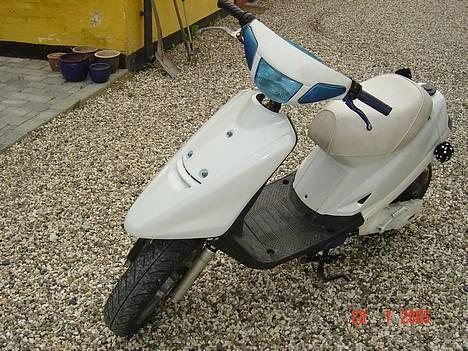 Yamaha jog fs solgt - white power billede 3