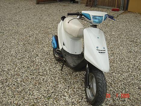 Yamaha jog fs solgt - tog et stykke tid a få blinklys t a passe på pga væskebeholder billede 4