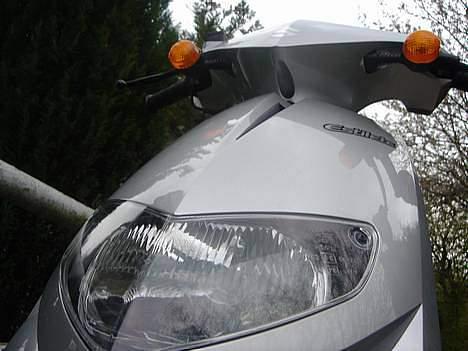 Suzuki Estilete - Tager nye billeder når jeg får et kamera :D billede 2