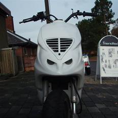 Piaggio NRG athena Racing byttet