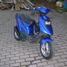 PGO Hot50 SOLGT/BYTTET