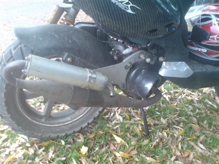 PGO Pmx Naked. SOLGT - Technigas knækken jeg kørte med da der ikke var tun cylle på. :) billede 4