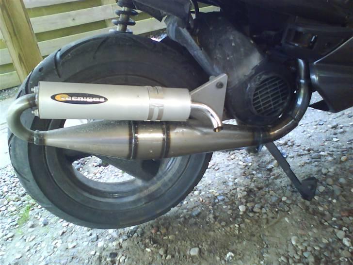 Peugeot Speedfight2 (total skade) billede 13