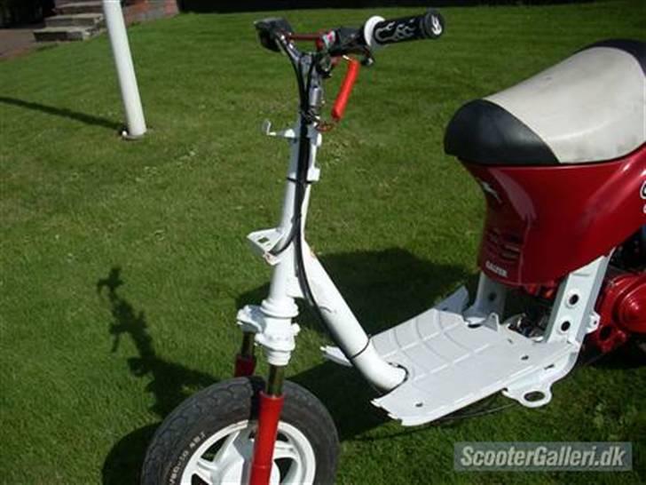 Piaggio ZIP 70cc EVO BANERACER billede 8