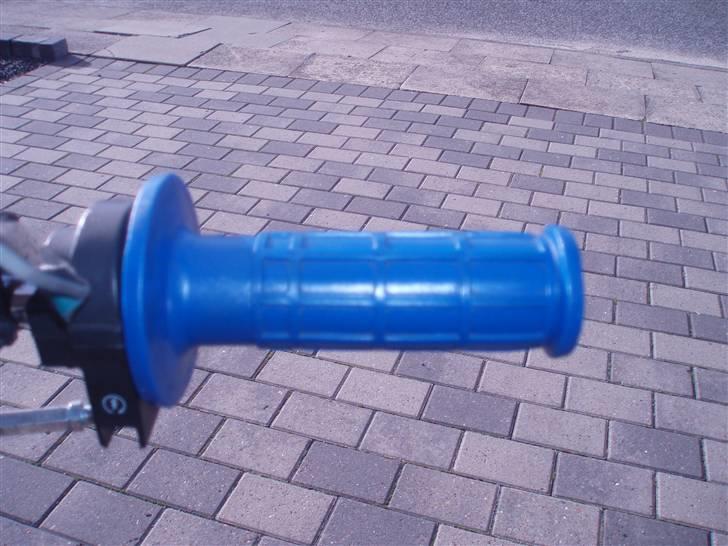 MiniBike løbehjul med benzin motor billede 4