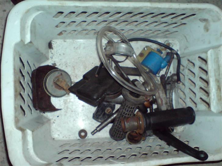 Vespa ciao byttetil Honda amigo - lidt af de dele jeg har til den  billede 14