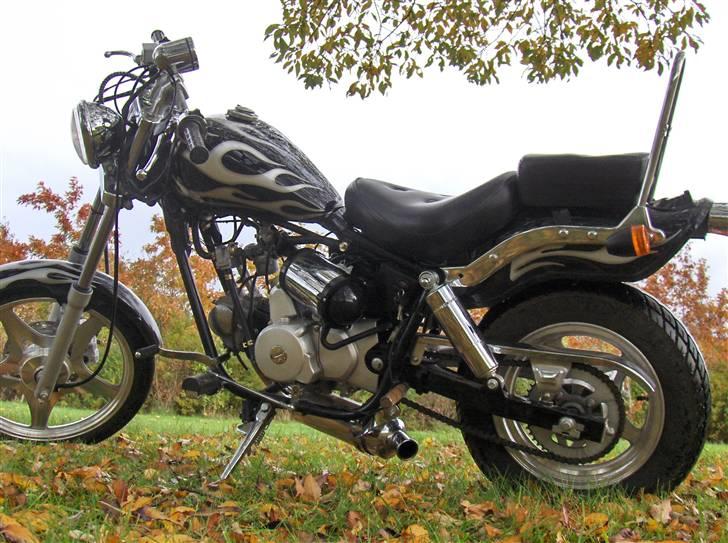 Kinroad Chopper - solgt - Udstødningen er lavet til en sidepipe billede 13