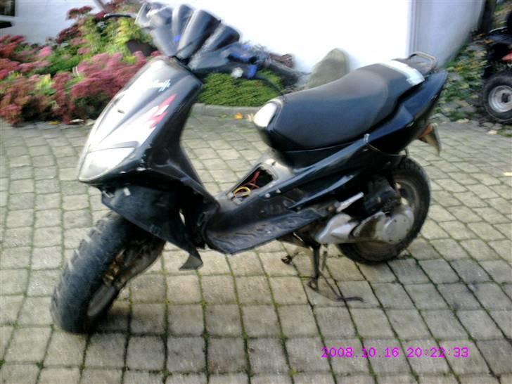 Peugeot speedfight 2    solgt billede 14