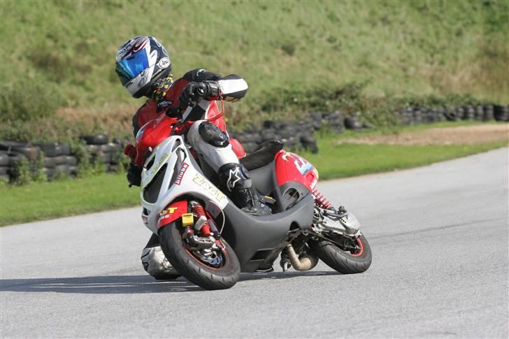 Piaggio Zip SP [SOLGT] billede 1