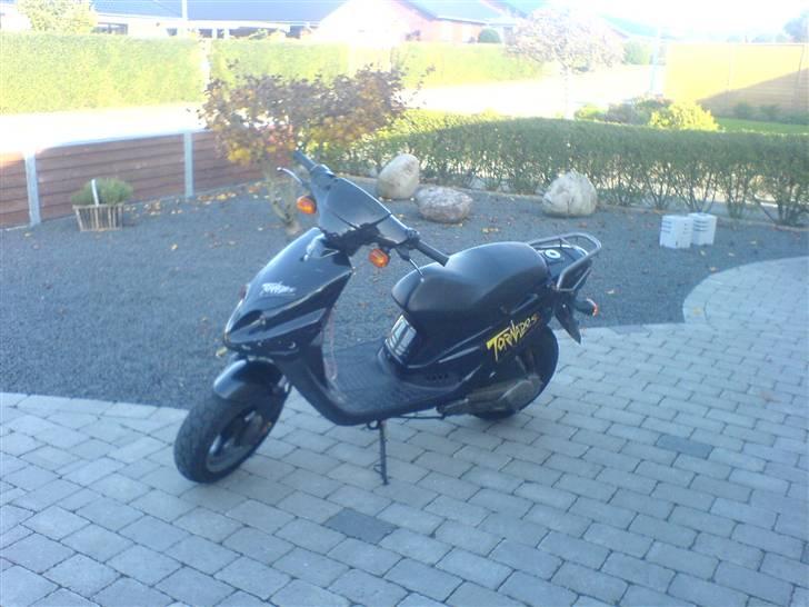 PGO tornado 50 billede 1