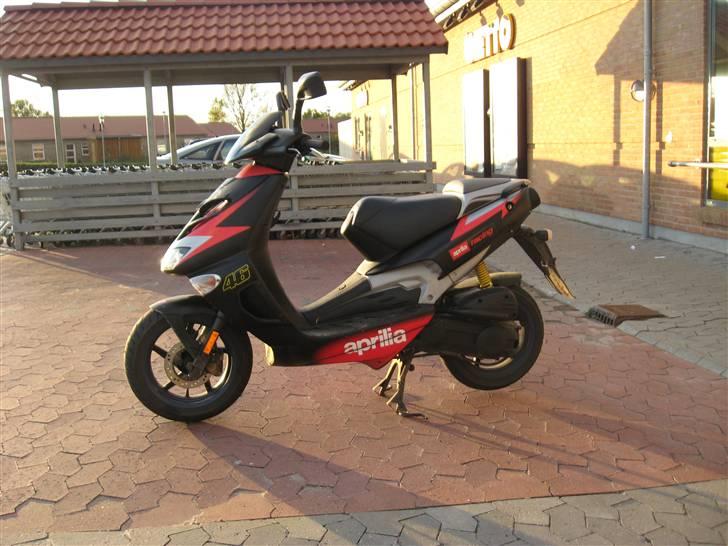 Aprilia Sr50 Ditech *SOLGT billede 2