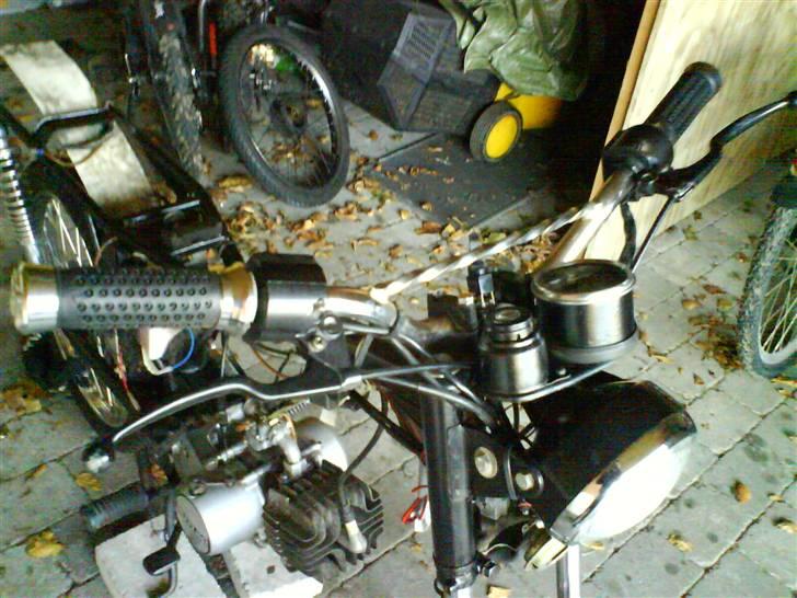 Suzuki DM 50 Samurai - Nymalet speedometer, tænding og nye håndtag. billede 13