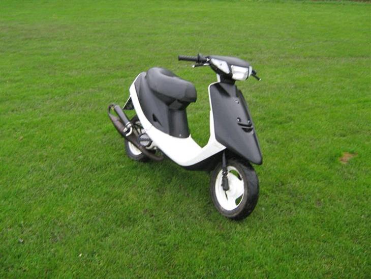 {{currentPhoto.altText}} billede {{currentPhoto.number}}