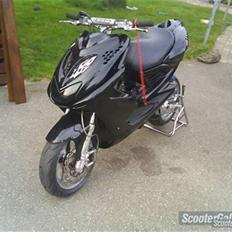 Yamaha Aerox - Pata Negra SOLGT!