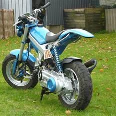 Suzuki Street magic 70ccm(solgt)