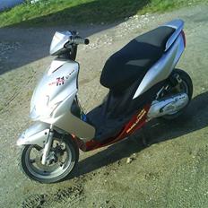 Yamaha jog R solgt