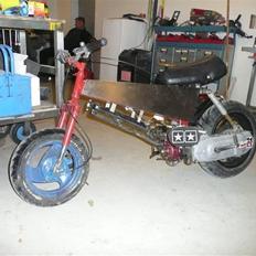 Yamaha aerox baneracer (solgt)