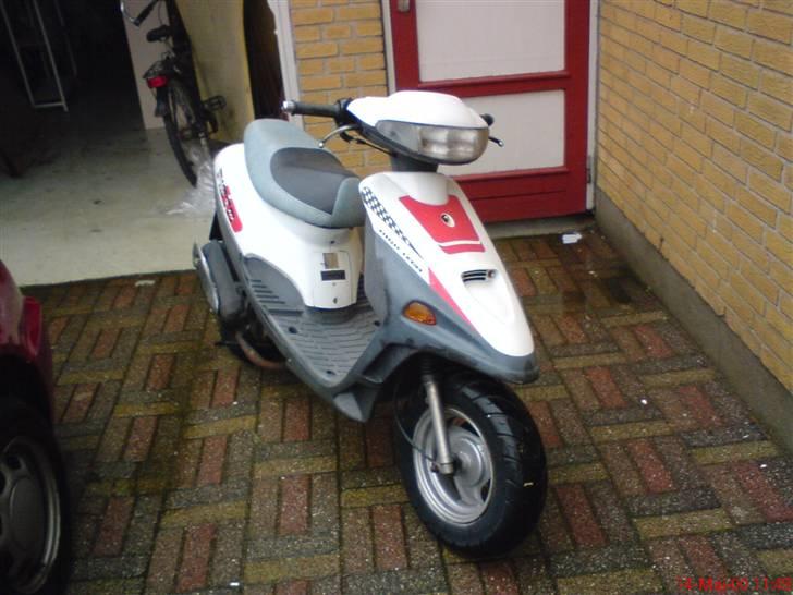 Adly jet 50 BYTTET TIL HOT billede 2