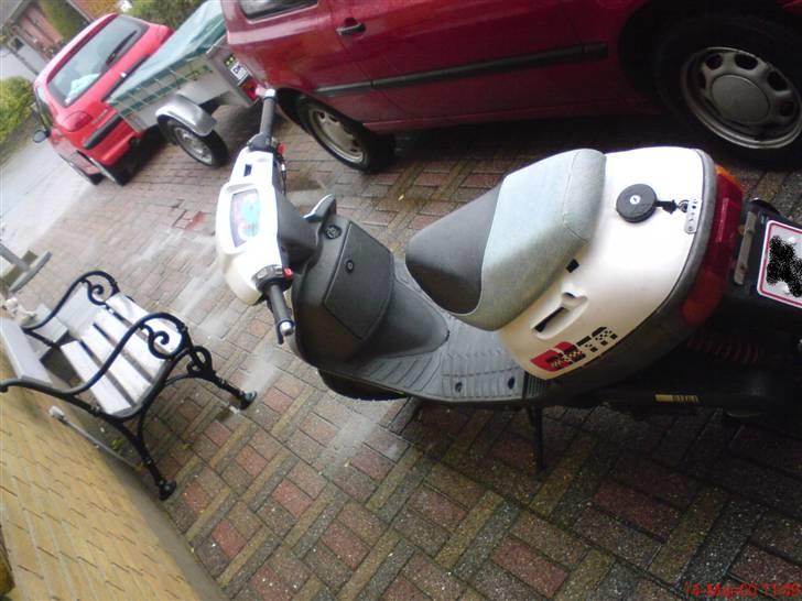 Adly jet 50 BYTTET TIL HOT billede 4