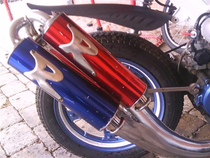 Suzuki FZ50 "SOLGT" billede 2