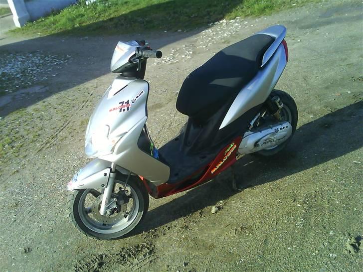 Yamaha jog R solgt billede 3
