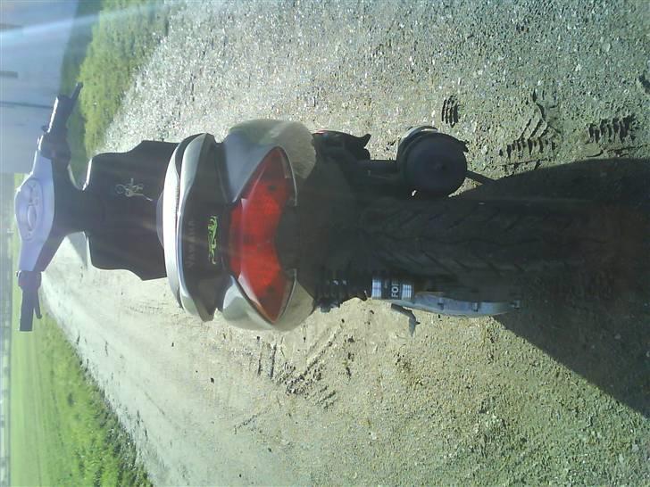 Yamaha jog R solgt billede 5