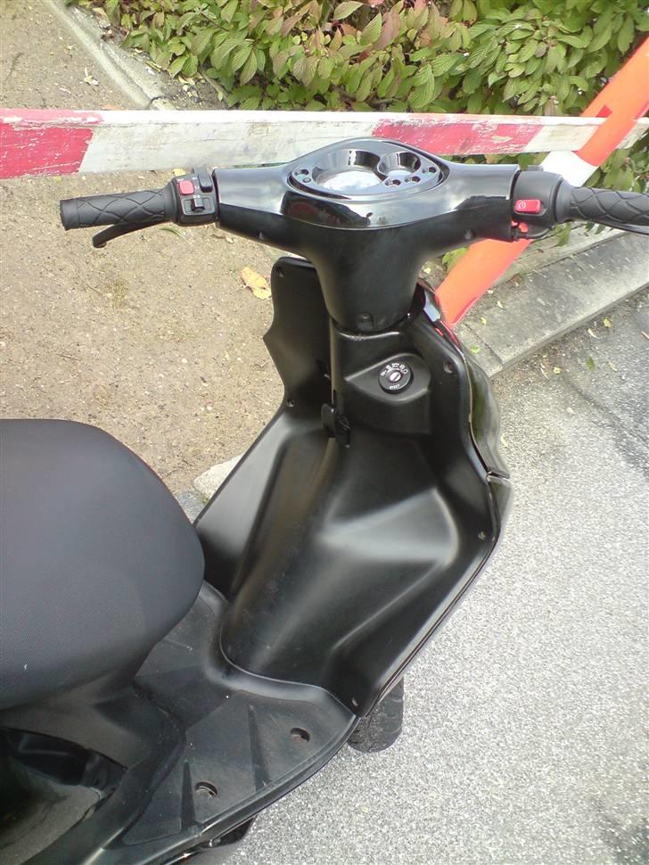 Yamaha Jog R SOLGT billede 3