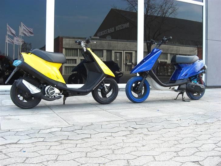 Yamaha Jog FS byttet - Mig og matias fine jog : ) taget den 08/04/09 billede 2