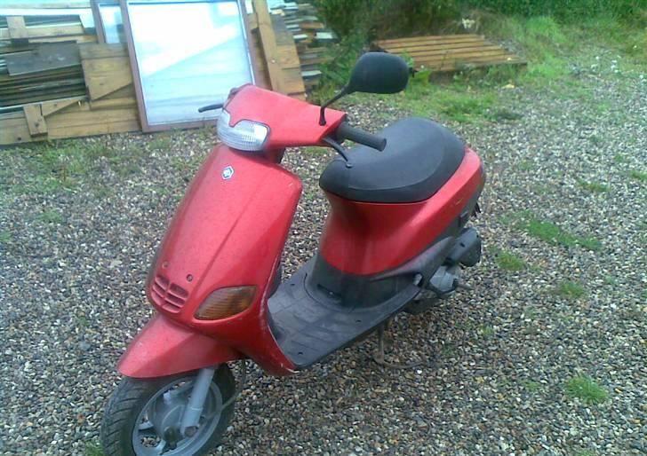 Piaggio Zip SOLGT billede 1