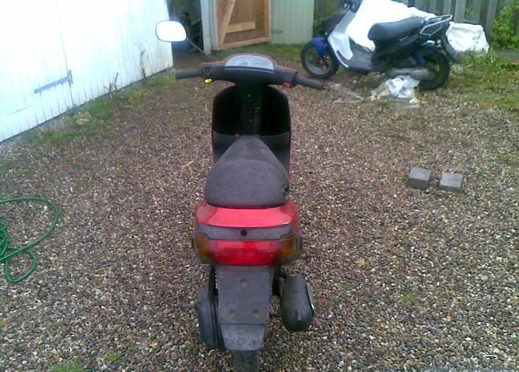 Piaggio Zip SOLGT billede 3