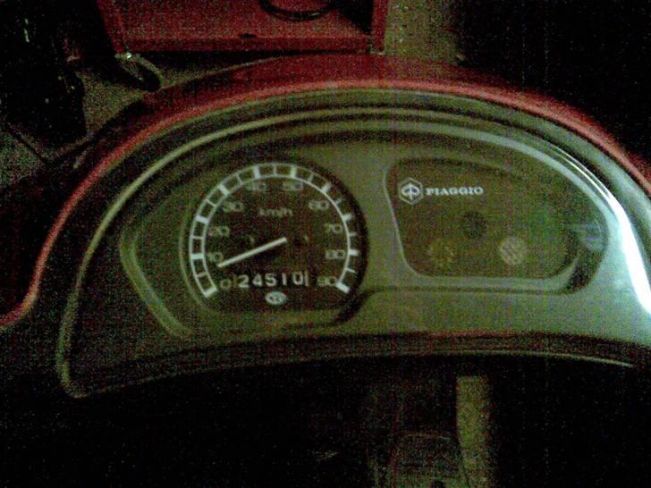 Piaggio Zip SOLGT billede 7