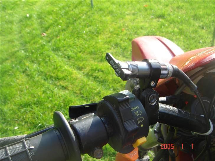 Suzuki RMX billede 4