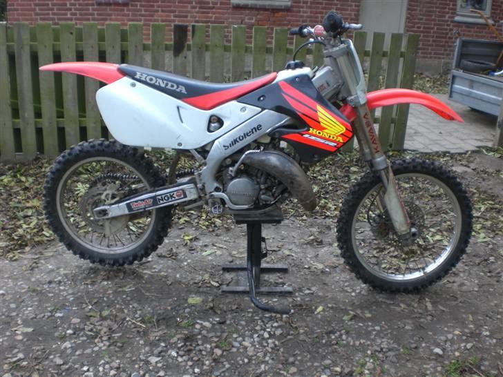 Honda cr 125cc {Catrine}<3 billede 1