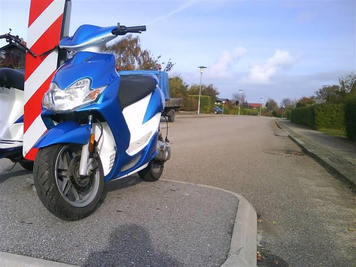 Yamaha Jog R !Byttet Til Senda! - Joggen og min vej - Grundtvigsvej - Gaden med klart størst procent af gamle sure mennesker! billede 5