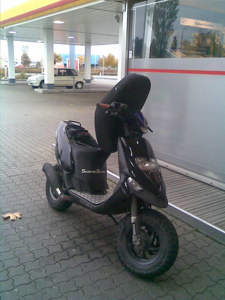 Gilera Stalker " S6R " - Shell og gå noget benz og noget dejlig 2takts olie :D billede 1