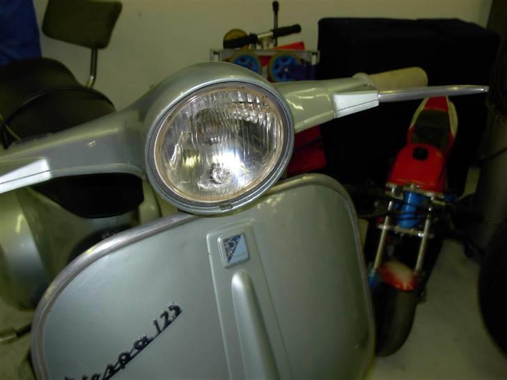 Vespa 125 billede 7